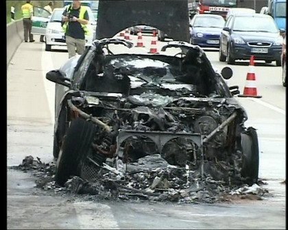 Ferrari 599 Ardiendo