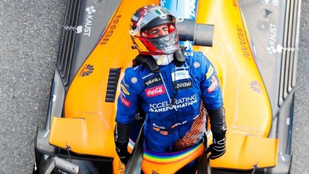 Carlos Sainz, la suerte y una frase que define a un campeón: "Lo siento, pero quiero ganar esta carrera"