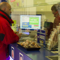Hacienda no deja lugar a duda: compartir premios de Lotería sin acreditarlo puede convertirlo en una donación sujeta a impuestos