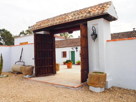 Turismo Gastronómico: Comer cocido en una finca rústica de Toledo 