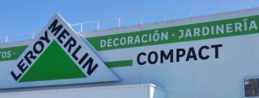 Hoy puedes comprar en Leroy Merlin este kit solar para balcón sin obras con el que tener luz gratis en casa 
