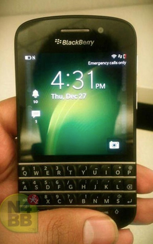 BlackBerry X10, el modelo con teclado QWERTY en nuevas imágenes