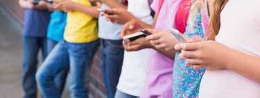 "Mudança profunda no bem-estar": dar celular para seu filho antes dessa idade pode acabar com a saúde mental dele, diz estudo