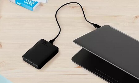 Tienes 5 TB para llevar tus archivos junto a tu portátil por sólo 109,99 euros con este WD Elementes Portable en Amazon