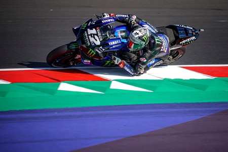 ¡Póker! Yamaha arrasa en la clasificación de Misano con Maverick Viñales haciendo una pole de récord