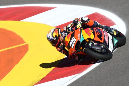 Raúl Fernández pone más presión sobre Remy Gardner con una otra pole position de récord en el Algarve
