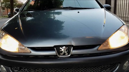 Un particular quería vender su Peugeot 206 de 2007 y ha hecho un anuncio tan bueno que querrás comprarle el coche