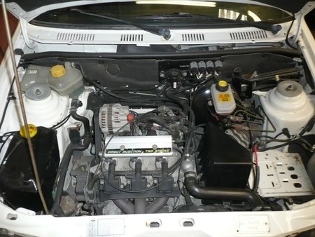 Ford Fiesta 1993 con motor 2 tiempos