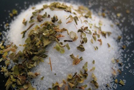 Orégano seco: fuente concentrada de vitaminas y minerales