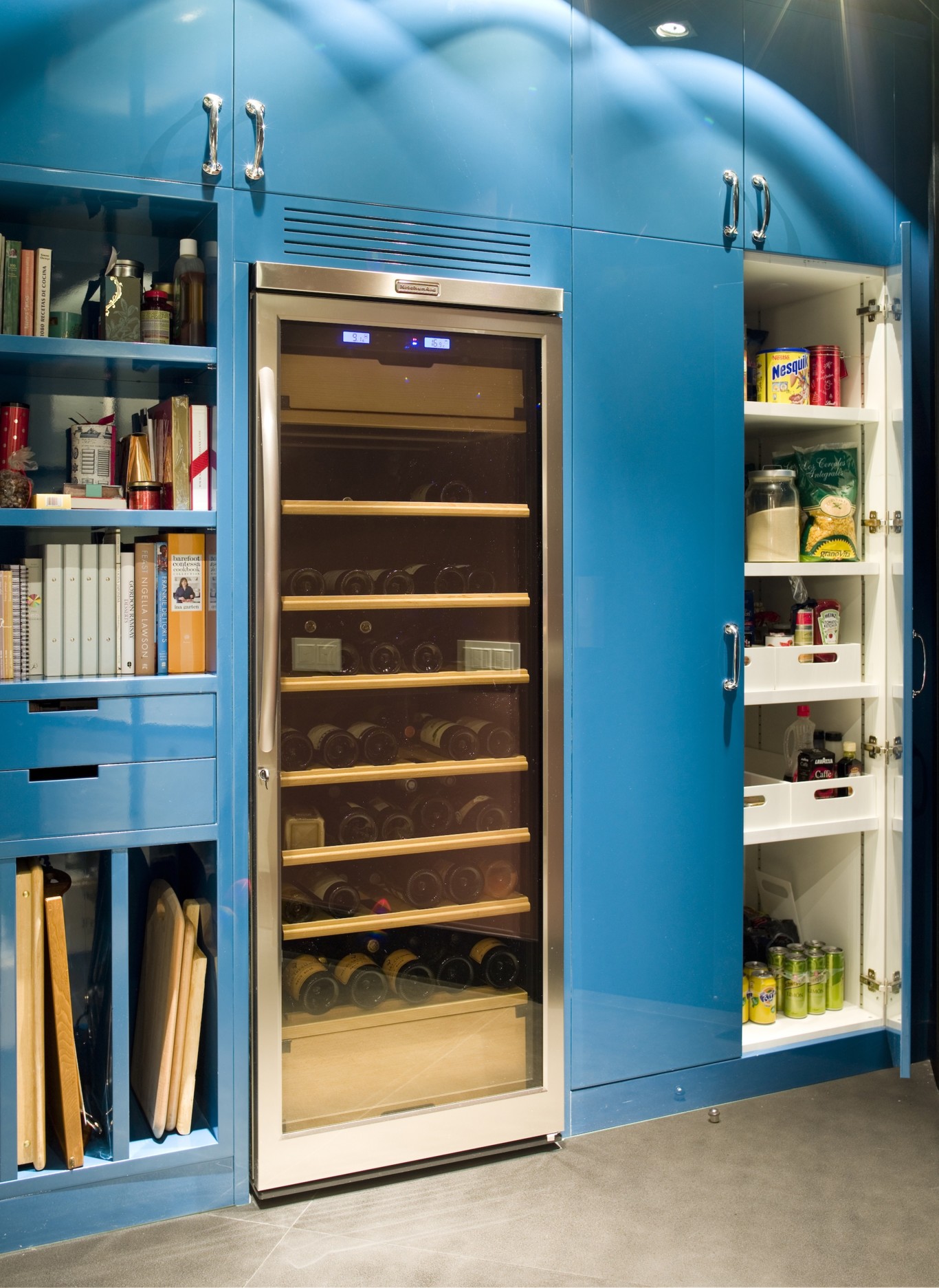 ¿Te atreves con una cocina azul?