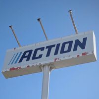 Action rebaja a menos de 15 euros el puf de almacenaje que se convierte en mesa perfecto para mantener el orden  