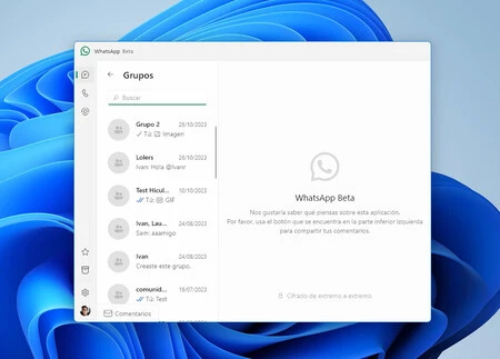 Windows 用 WhatsApp には、メニューの後ろに隠れていますが、同じフィルター (グループ フィルターを含む) がすでにあります。
