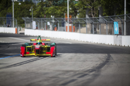 Lucas di Grassi vence una carrera con suspense en Putrajaya