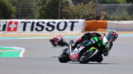 Jonathan Rea se estrena en Estoril y da un golpe al mundial de Superbikes por la caída de Scott Redding