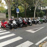 La moto en la nueva normalidad: el scooter urbano le gana la carrera a la bicicleta en la desescalada