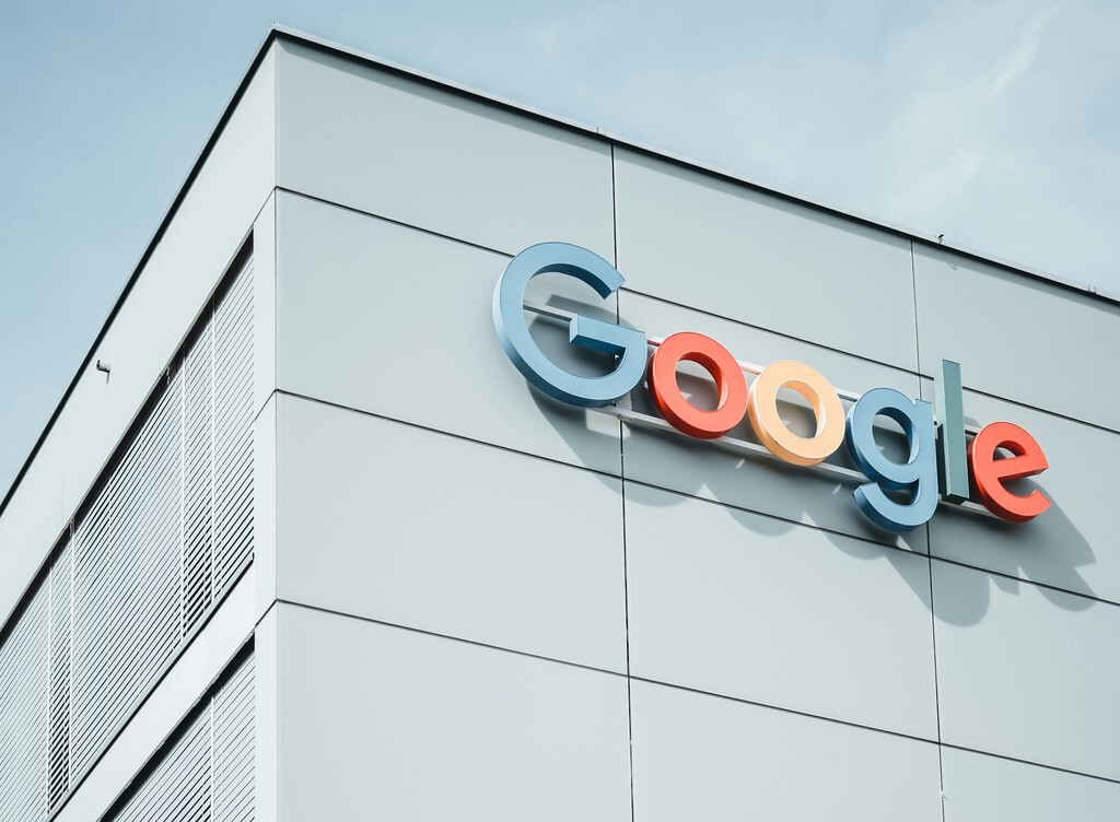 Bruselas multa a Google con 2.950 millones. Lo peor es que la UE apunta a una venta de parte de su negocio publicitario