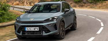 Probamos el nuevo Cupra Formentor, un crossover que me ha convencido por ser realmente deportivo en su versión tope y eficiente en PHEV