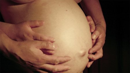 El corazón de la mujer embarazada