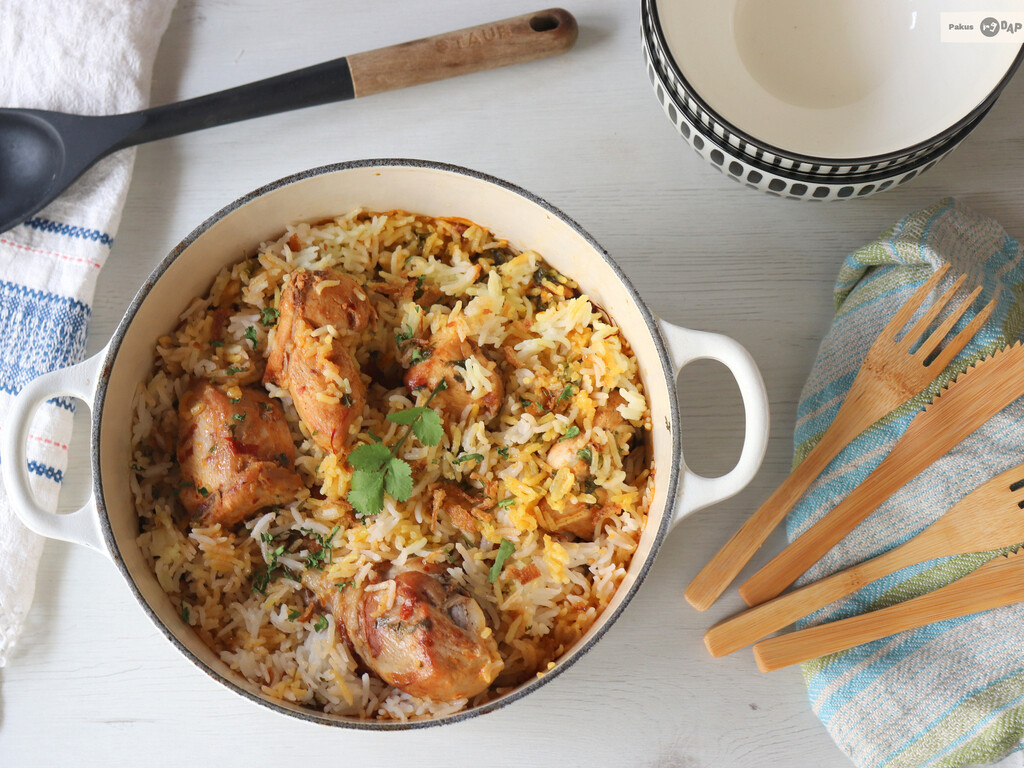 Biryani de pollo, el delicioso guiso indio de arroz y pollo que perfumará tu cocina