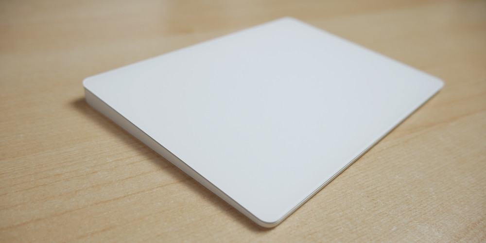 MacBooks sin bisagra, un Magic Keyboard que carga por inducción y guantes de VR: triple ración de patentes MacBooks sin bisagra, un Magic Keyboard que carga por inducción y guantes de VR: triple ración de patentes