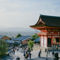 Há tantos turistas por metro quadrado que o Japão teve uma ideia: enchê-los de impostos