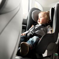 Los sistemas de detección de presencia infantil podrían ser pronto obligatorios en los coches