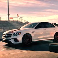 RENNtech le ha sacado 800 CV al Mercedes-AMG E 63 S para convertirlo en el Clase E más rápido del mundo 