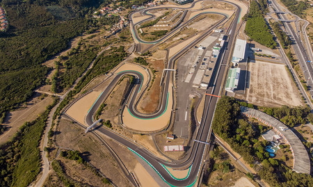 Cambios en el calendario de Superbikes: sale Misano y entra Estoril para despedir la temporada