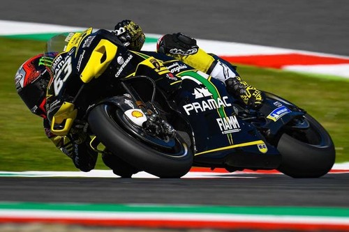Pecco Bagnaia sorprende en Mugello y marca el mejor tiempo de MotoGP con los favoritos tapados