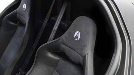 Ariel Hipercar 15 Hires