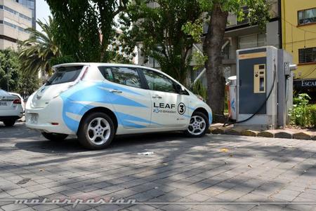 nissan_leaf_14.jpg