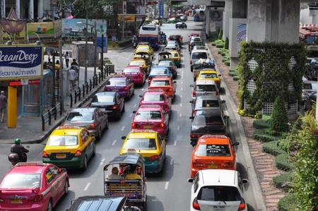 Cómo llegar desde el aeropuerto al centro de Bangkok 