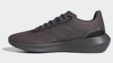 Adidas Se Luce Este Black Friday Con Descuentazos En Las Zapatillas Del Color Del Ano Modelos Infalibles Para El Invierno Por Menos De 60 Euros
