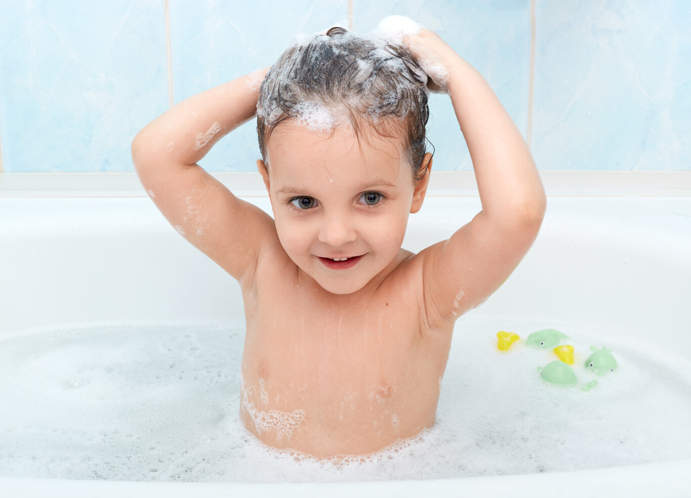 Mi hijo no se quiere bañar: cómo conseguir que la hora del baño no sea una lucha 