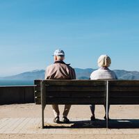 En España, los mayores de 65 años están trabajando como nunca. No es pasión por el trabajo: es por la edad de jubilación