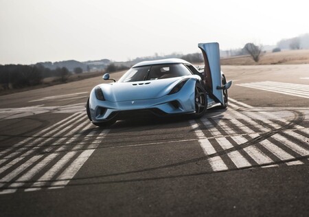 ¡Nuevo rey de velocidad a la vista! El Koenigsegg Regera logra una nueva marca en la pista