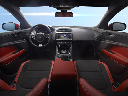 Jag Xe S Image 080914 16 93600