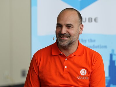 Mark Shuttleworth cree que sin la fragmentación Linux podría haber triunfado en el escritorio, pero entonces no sería Linux