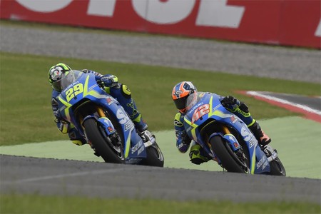 Suzuki mejora la oferta de KTM y te lleva al GP de España por menos de 100 euros