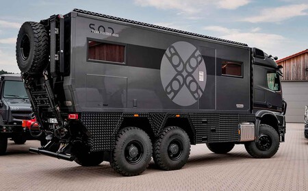 Mercedes RV SOD Peak 6x6