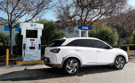 España presenta su empujón al vehículo de hidrógeno: ganará presencia en el sector transporte y habrá 150 hidrogeneras para 2030
