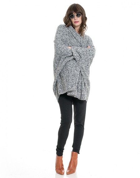 Cinco cárdigans de punto premamá para darle un toque diferente a tus looks