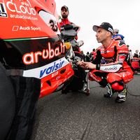 Marco Melandri: "Aún puedo mejorar algunos detalles de la Ducati para la carrera de mañana"