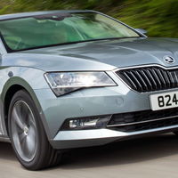 El nuevo Skoda Superb PHEV será la versión mejorada del Passat GTE