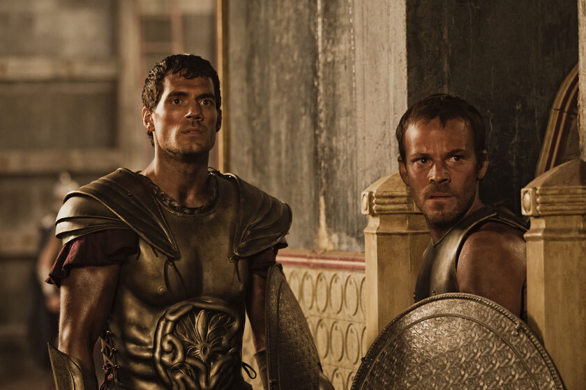 Antes de ser Superman, Henry Cavill fue un semidiós en esta infravalorada película épica. Solo te quedan unos días para verla en Netflix 