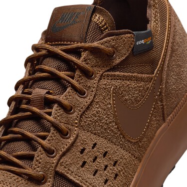 A mitad de precio, estas son las zapatillas en color cacao de Nike que tu armario necesita para resolver el qué ponerte para salir a la calle