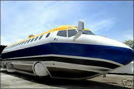 Un Boeing 727 homologado para circular por carretera