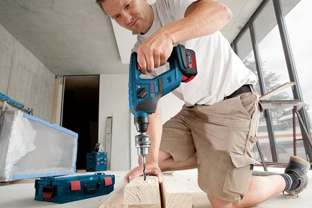 Ofertas en herramientas y bricolaje de Amazon: taladros, llaves combinadas o niveles de marcas como Black & Decker, Bosch o Stanley