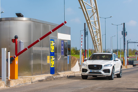 Jaguarsmartwallettollfront2 Resize 1024x683