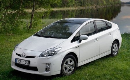 Toyota-Prius-III-Ecosolar-del